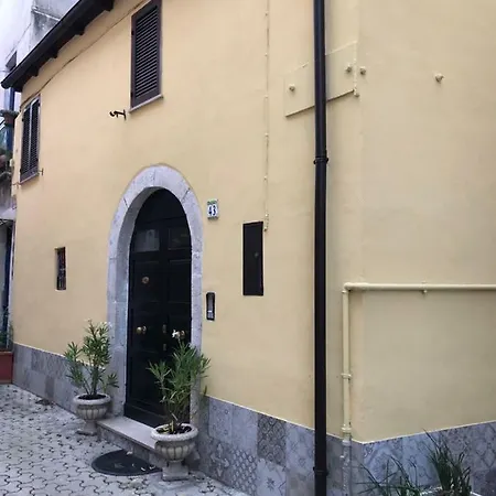 Dimora Pizzone * Popoli